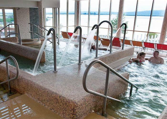 Velence Spa Lake Apartman Ngoại thất bức ảnh
